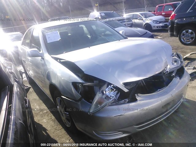 4T1BE32K62U048572 - 2002 TOYOTA CAMRY LE/XLE/SE 银色 照片 1
