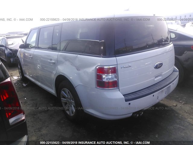 2FMGK5BC9BBD26146 - 2011 FORD FLEX SE WHITE photo 3