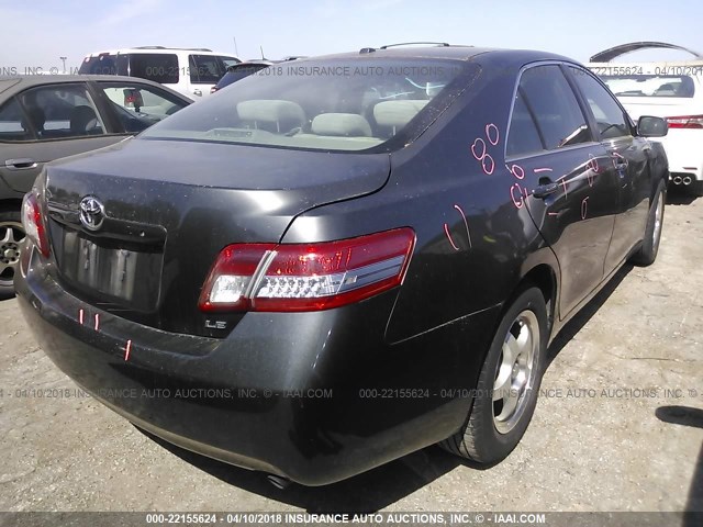 4T4BF3EK8AR025422 - 2010 TOYOTA CAMRY SE/LE/XLE GRAY photo 4