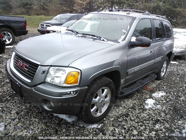 1GKDT13S552224120 - 2005 GMC ENVOY GRAY photo 2