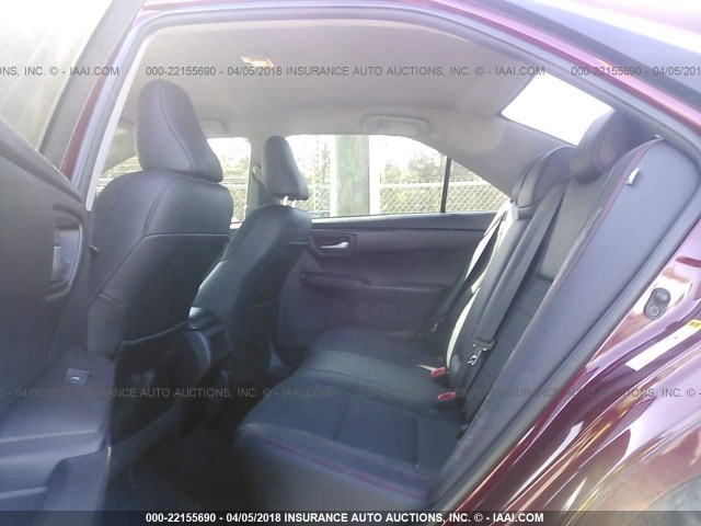 4T1BF1FK9HU763124 - 2017 TOYOTA CAMRY LE/XLE/SE/XSE BURGUNDY photo 8