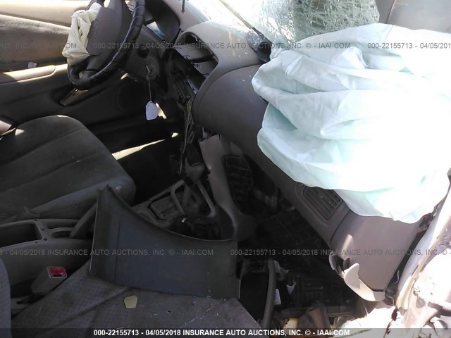 1NXBR12E4YZ347005 - 2000 TOYOTA COROLLA VE/CE/LE SILVER photo 5