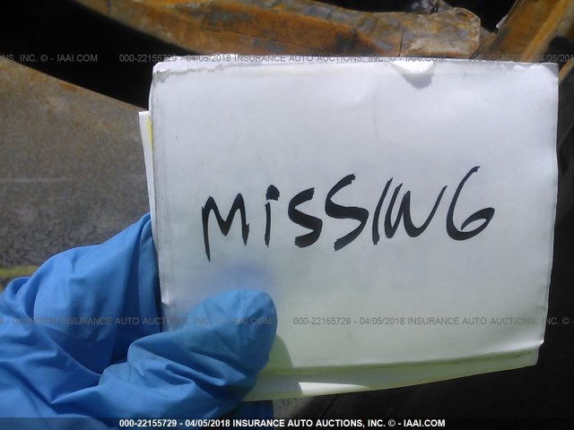 4T1BF1FK4HU369305 - 2017 TOYOTA CAMRY LE/XLE/SE/XSE BROWN photo 9