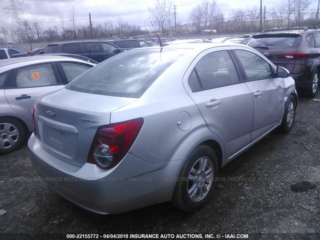 1G1JB5SH9C4128371 - 2012 CHEVROLET SONIC LS ვერცხლისფერი ფოტო 4