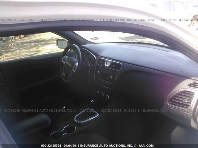 1C3CCBBG3EN106032 - 2014 CHRYSLER 200 TOURING WHITE photo 5