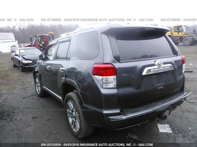 JTEBU5JR6C5101828 - 2012 TOYOTA 4RUNNER SR5/LIMITED/TRAIL GRAY photo 3