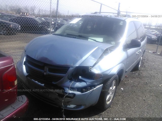 1D4GP45R75B360714 - 2005 DODGE CARAVAN SXT BLUE photo 2