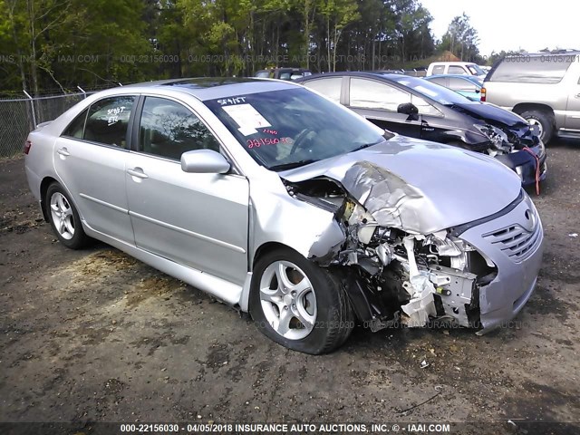 4T1BE46KX9U879289 - 2009 TOYOTA CAMRY SE/LE/XLE SILVER photo 1