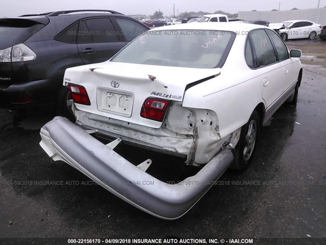 4T1BF18B4XU325901 - 1999 TOYOTA AVALON XL/XLS WHITE photo 4