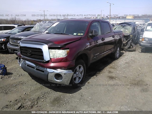 5TBDV54167S458600 - 2007 TOYOTA TUNDRA CREWMAX SR5 MAROON photo 2