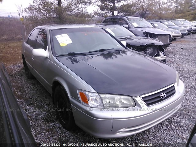 4T1BG22K91U112073 - 2001 TOYOTA CAMRY CE/LE/XLE 银色 照片 1