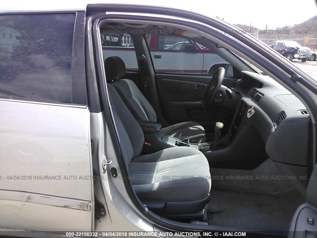 4T1BG22K91U112073 - 2001 TOYOTA CAMRY CE/LE/XLE 银色 照片 5