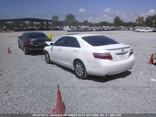 4T1BK46K07U513847 - 2007 TOYOTA CAMRY NEW GENERAT LE/XLE/SE WHITE photo 3