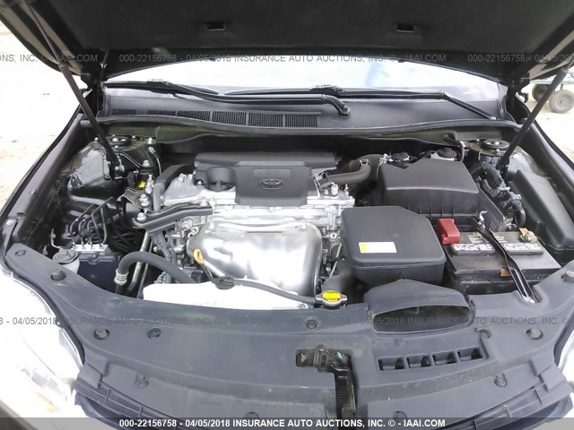 4T4BF1FK7GR517418 - 2016 TOYOTA CAMRY LE/XLE/SE/XSE შავი ფოტო 10