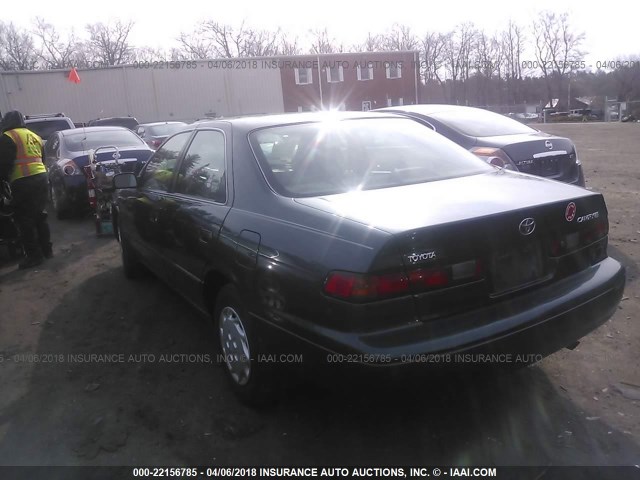 4T1BG22KXWU282160 - 1998 TOYOTA CAMRY CE/LE/XLE 绿色 照片 3