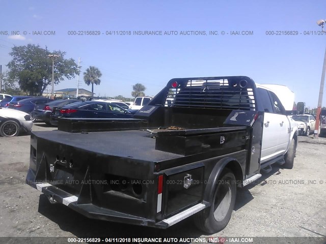 3C7WRSCL2DG604994 - 2013 RAM 3500 CREWCAB  WHITE photo 4