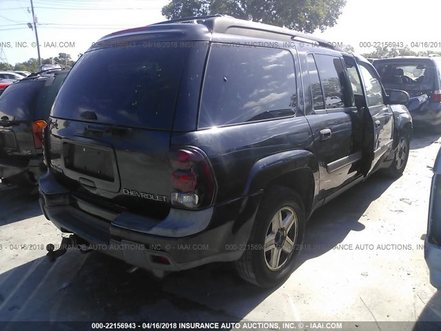 1GNET16S826113777 - 2002 CHEVROLET TRAILBLAZER EXT BLACK photo 4