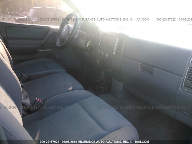 1N6AA07A66N524438 - 2006 NISSAN TITAN XE/SE/LE GRAY photo 5