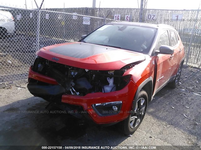 3C4NJDDB1JT144361 - 2018 JEEP COMPASS TRAILHAWK ORANGE photo 2