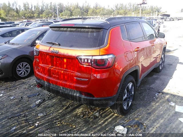 3C4NJDDB1JT144361 - 2018 JEEP COMPASS TRAILHAWK ORANGE photo 4