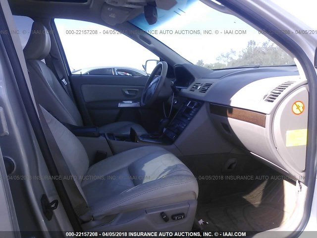 YV1CZ592051163991 - 2005 VOLVO XC90 GRAY photo 5
