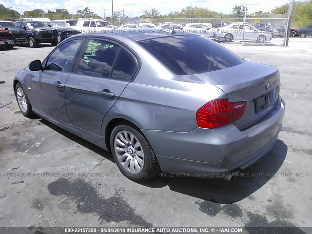 WBAPH53539A433750 - 2009 BMW 328 I SULEV GRAY photo 3