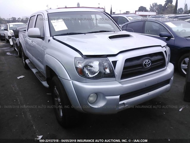 5TEMU52N55Z098543 - 2005 TOYOTA TACOMA DOUBLE CAB LONG BED SILVER photo 1
