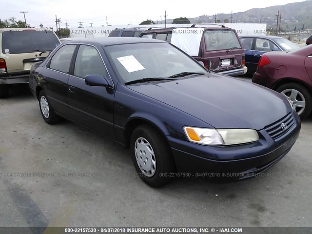 4T1BG22K9XU513082 - 1999 TOYOTA CAMRY CE/LE/XLE 深蓝色 照片 1