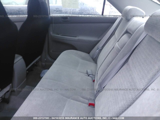 4T1BE32K02U084578 - 2002 TOYOTA CAMRY LE/XLE/SE WHITE photo 8