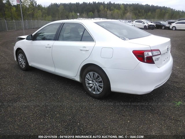 4T1BF1FKXDU215577 - 2013 TOYOTA CAMRY L/SE/LE/XLE 白色 照片 3