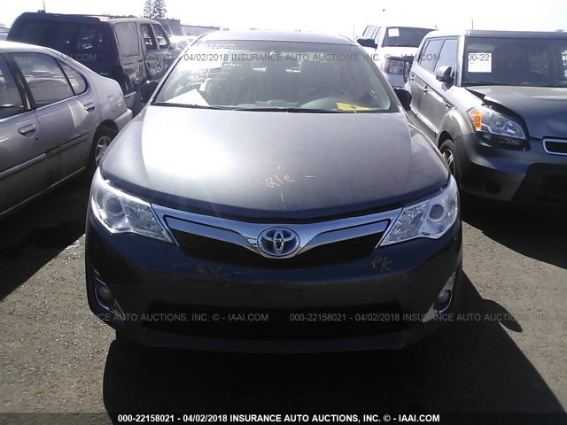 4T1BD1FKXEU125188 - 2014 TOYOTA CAMRY HYBRID/LE/XLE GRAY photo 6