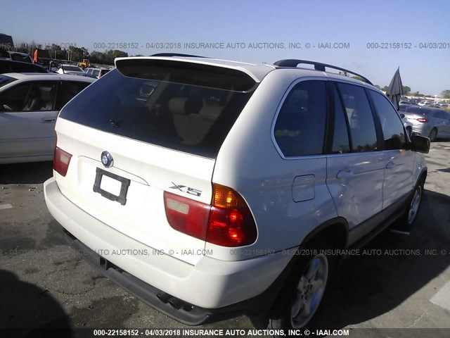 5UXFB33502LH32760 - 2002 BMW X5 4.4I WHITE photo 4