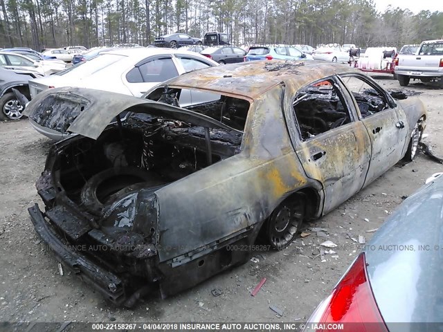 1LNHM81W32Y640325 - 2002 LINCOLN TOWN CAR EXECUTIVE Черный фото 4