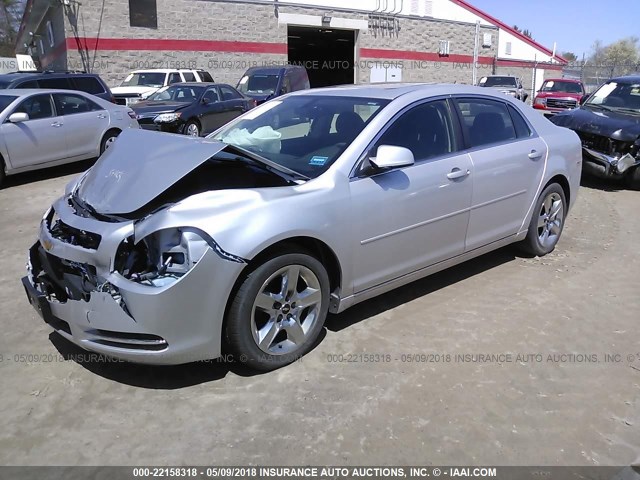 1G1ZC5EB1A4152958 - 2010 CHEVROLET MALIBU 1LT 银色 照片 2