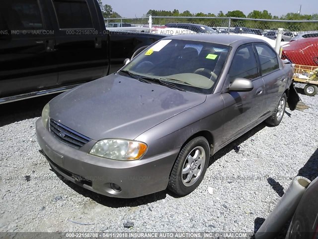 KNAFB121325136884 - 2002 KIA SPECTRA LS TAN photo 2