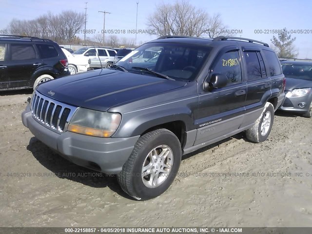 1J4GW48S42C169024 - 2002 JEEP GRAND CHEROKEE LAREDO GRAY photo 2