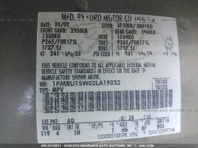 1FMRU15W03LA19032 - 2003 FORD EXPEDITION XLT თაფლისფერი ფოტო 9