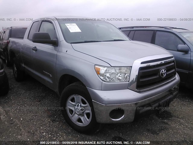 5TFRU5F1XAX022010 - 2010 TOYOTA TUNDRA DOUBLE CAB SR5 SILVER photo 1