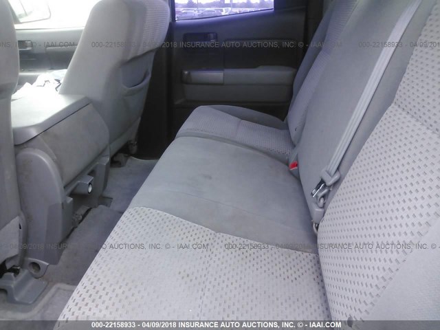 5TFRU5F1XAX022010 - 2010 TOYOTA TUNDRA DOUBLE CAB SR5 SILVER photo 8