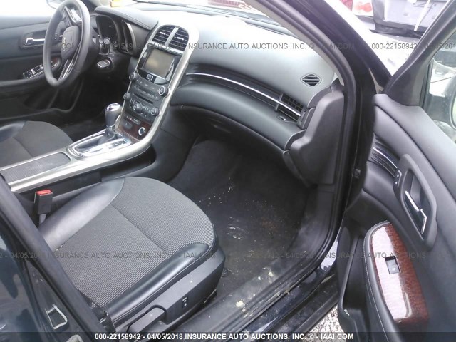 1G11D5RR1DF119615 - 2013 CHEVROLET MALIBU 1LT 灰色 照片 5