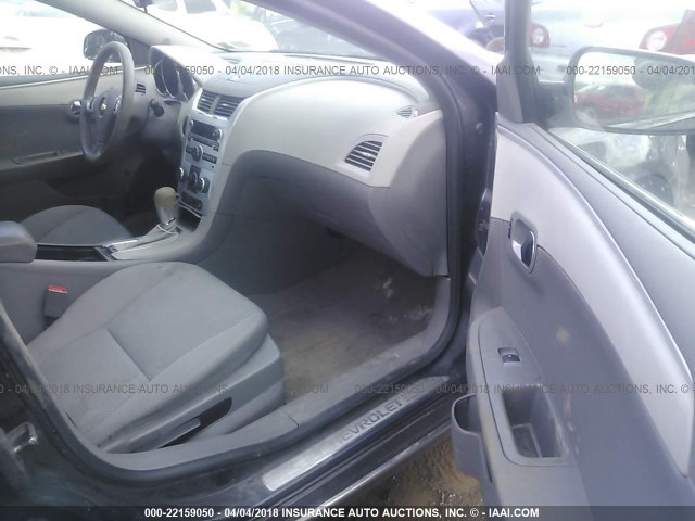 1G1ZC5E17BF136082 - 2011 CHEVROLET MALIBU 1LT 灰色 照片 5