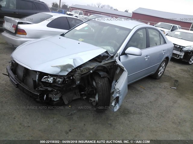 5NPEU46F56H152218 - 2006 HYUNDAI SONATA GLS/LX Light Blue photo 2