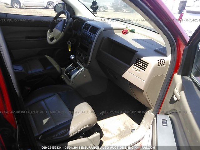 1J8FT57W97D108640 - 2007 JEEP COMPASS LIMITED MAROON photo 5