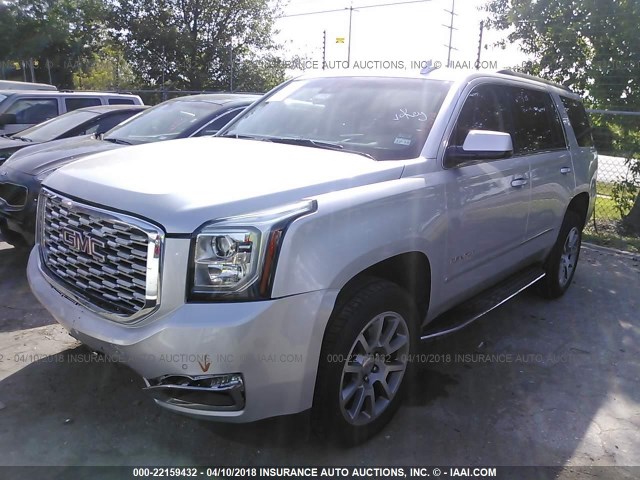 1GKS1CKJ6JR224632 - 2018 GMC YUKON DENALI SILVER photo 2