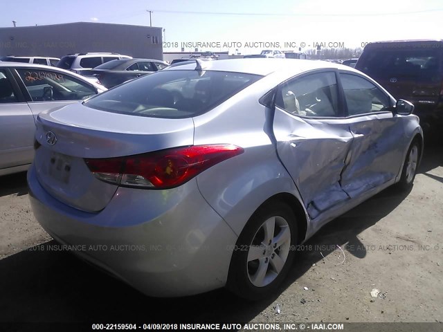 5NPDH4AE5DH363785 - 2013 HYUNDAI ELANTRA GLS/LIMITED SILVER photo 4