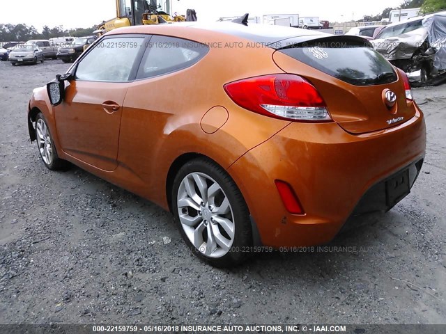 KMHTC6ADXDU121119 - 2013 HYUNDAI VELOSTER ORANGE photo 3