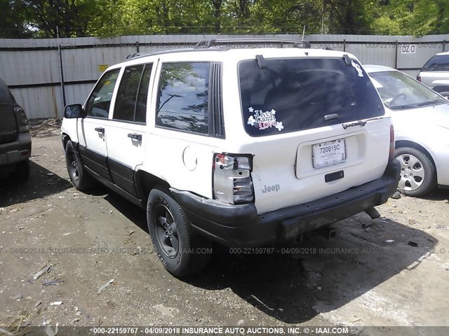 1J4FX58S2WC166496 - 1998 JEEP GRAND CHEROKEE LAREDO/TSI WHITE photo 3