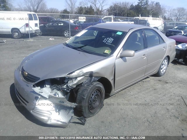 4T1BE32K82U541847 - 2002 TOYOTA CAMRY LE/XLE/SE თაფლისფერი ფოტო 2