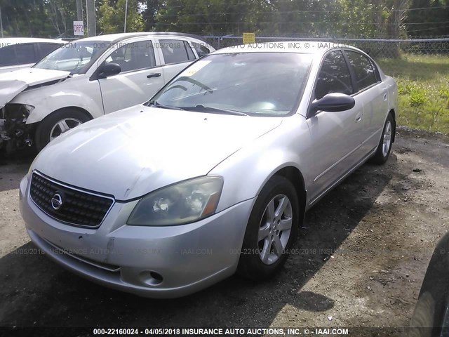 1N4AL11D75C394420 - 2005 NISSAN ALTIMA S/SL SILVER photo 2