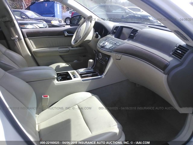 JNKBY01E08M500903 - 2008 INFINITI M45 SPORT WHITE photo 5